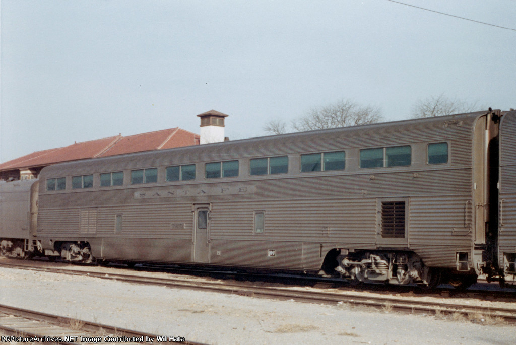 Santa Fe Hi-Level Coach 725